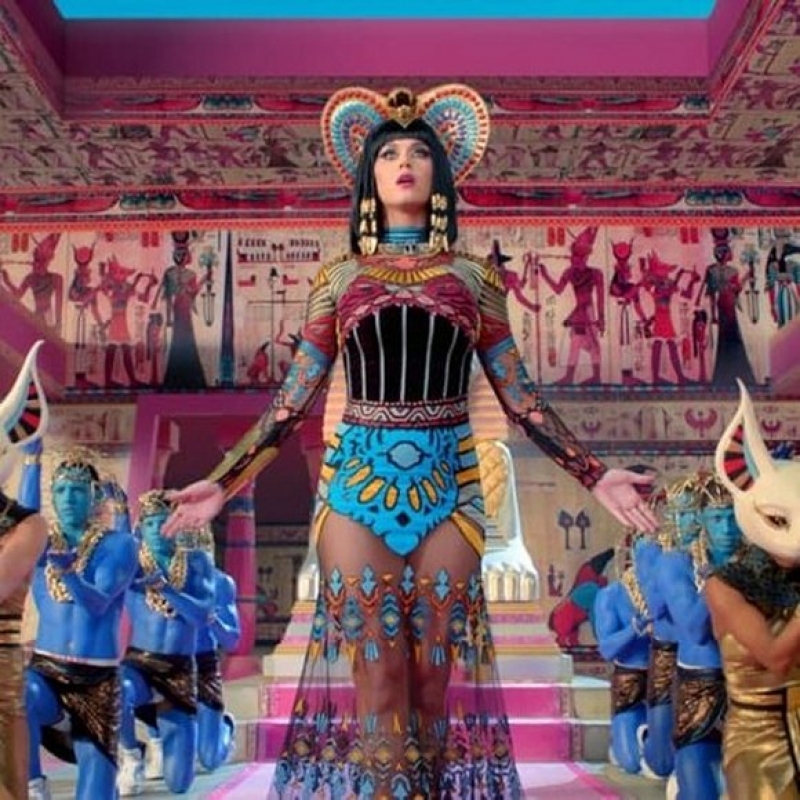 Katy Perry - Dark Horse (ft. Juicy J)